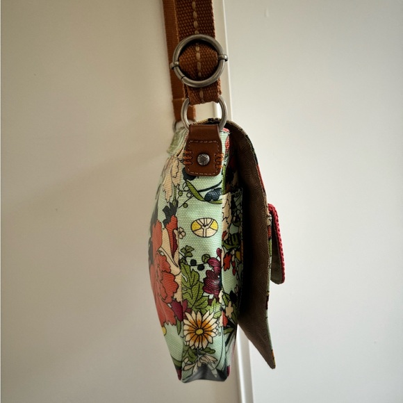 Sakroots Floral Crossbody Bag - Picture 4 of 9